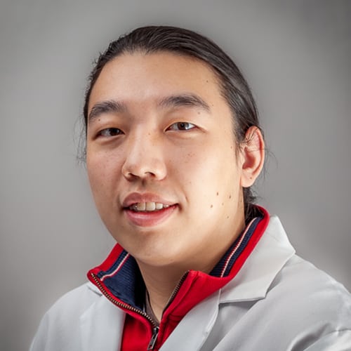 Headshot of Zeren Yang